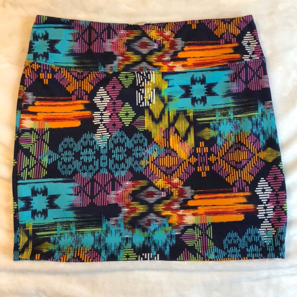 Tribal print skirt